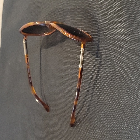 Prada SPR25L Sunglasses - Picture 2 of 6